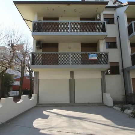 Rosa Dei Venti Apartment Lignano Sabbiadoro